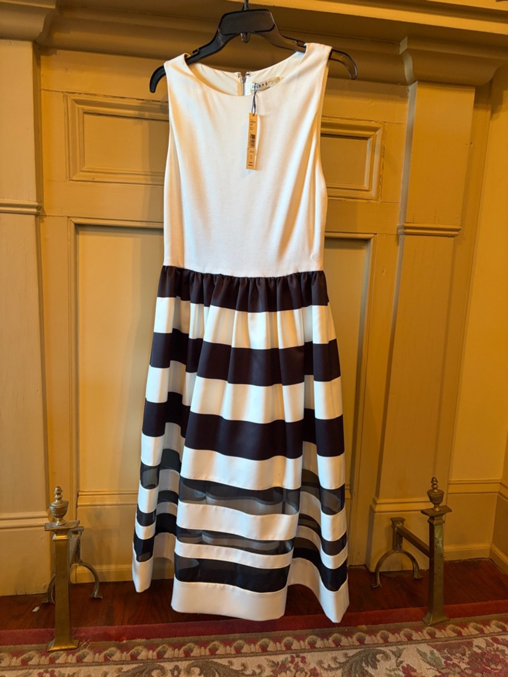 Alice + Olivia Black and Cream Textured Dress